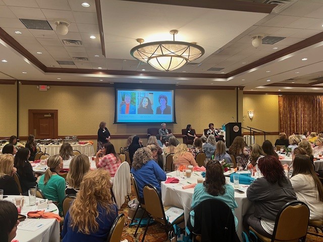 McClintonAuto's tweet image. Our dealer/owner, Ginny Bowden, attended the (WIL) Women in Leadership Conference this past Thursday at the Grand Pointe Conference Center, hosted by the @Chamber of Commerce of the Mid-Ohio Valley. Wow! What a wonderful experience. Thank you! Can't wait for next year!