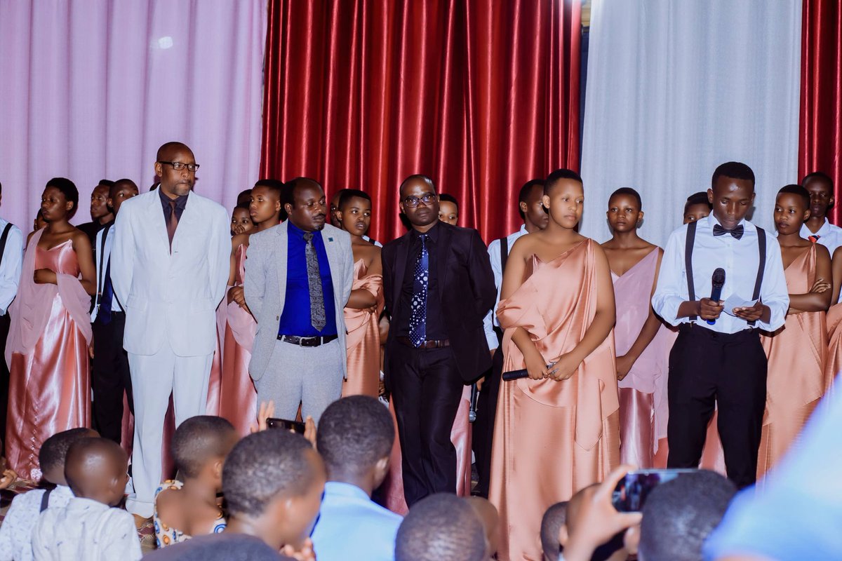 hategekimanaAs1's tweet image. Virtual launch of Amarembo song. La porte d'or, thank you for your continuous support of the gospel songs in KASS. May The Lord comfort everyone working in his vineyard. Amen. #laportedor, #adventist