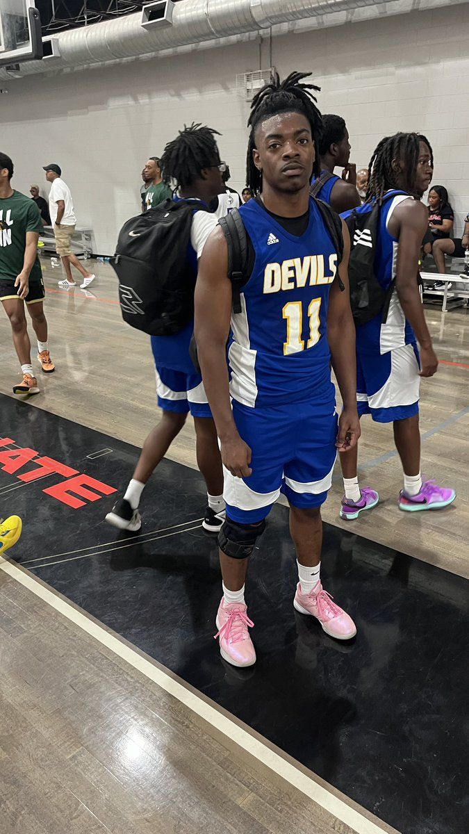 SHReport's tweet photo. ‘25 Rayquavion Jones is a strong &amp; versatile wing who effects the game in many ways with his intangibles. https://t.co/d9Kb5SY5XH