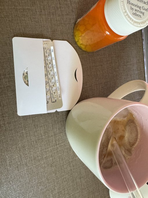 Girl breakfast. Good luck finding my waist https://t.co/hMPuqLwF1G<a href="/tag/mvsales"class="tags"><span>#mvsales</span></a>