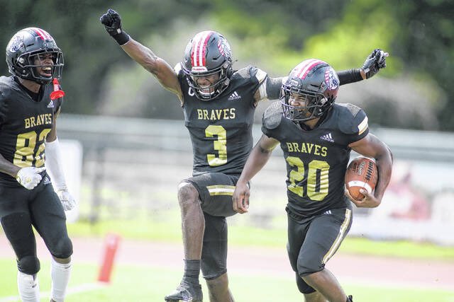 Grateful to Receive an Offer from the University of North Carolina at Pembroke! <a href="/CoachHallUNCP/">Mark Hall</a> <a href="/CoachBFri29/">Brian Frierson</a> <a href="/Coach_Neely/">Colin Neely</a> <a href="/UNCP_Football/">UNCP Braves Football</a> <a href="/TheGMHSFootball/">The Garner High School Football</a> <a href="/Coachddonald/">Deron Donald</a>