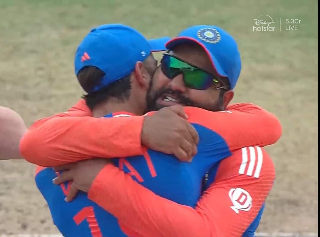 आई है वो बहार कि नग़मे उबल पड़े
ऐसी  खूशी  है  कि आँसू  निकल पड़े
बधाई रणबकुरो ❤️🙏🎉🇮🇳