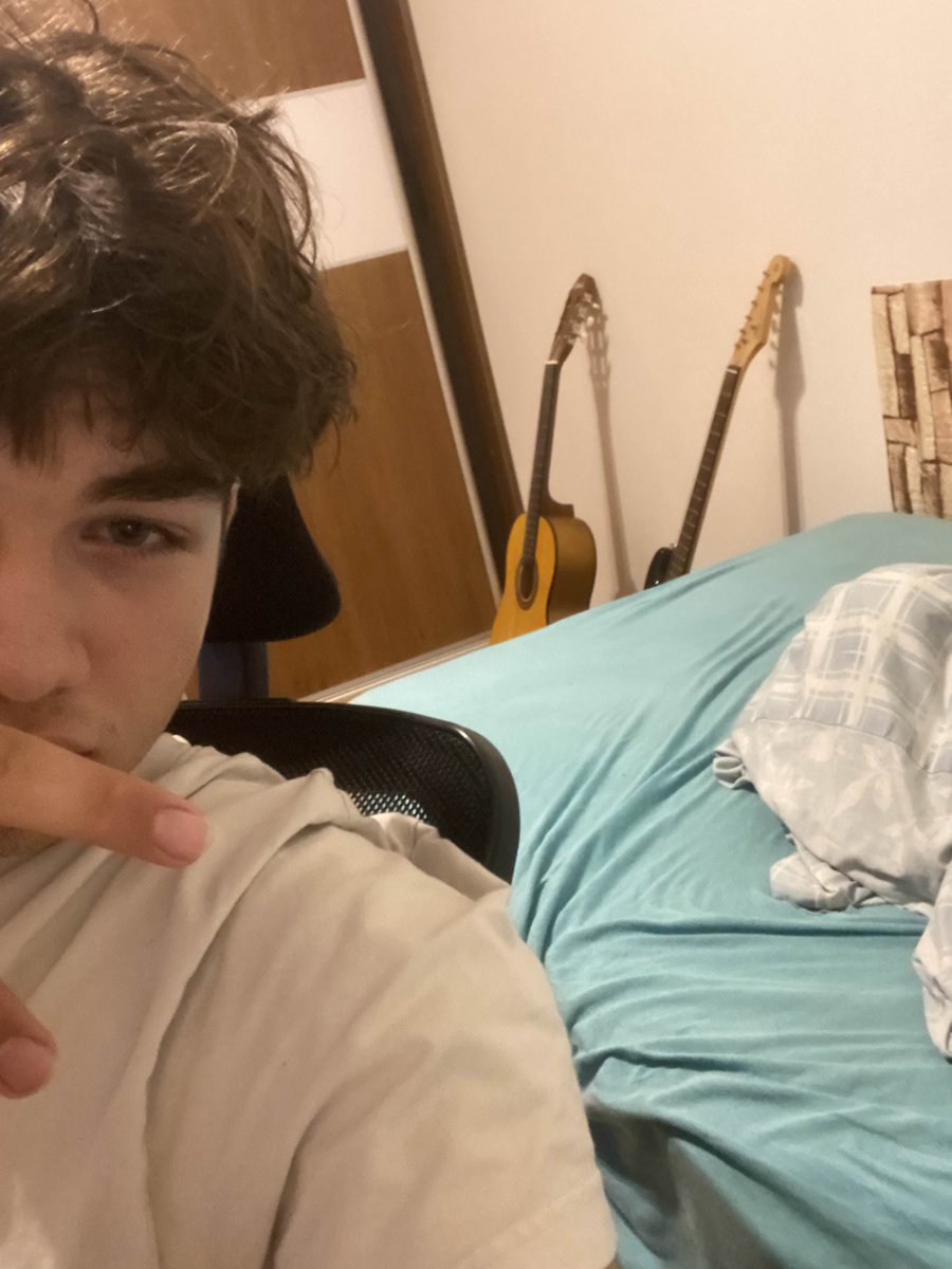 davidfofz tweet media