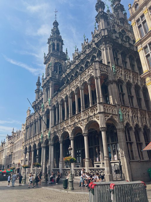 Brussels you were full of beauty and charm 🇧🇪💓 https://t.co/dxGIoTuKlu<a href="/tag/newprofilepic"class="tags"><span>#newprofilepic</span></a>