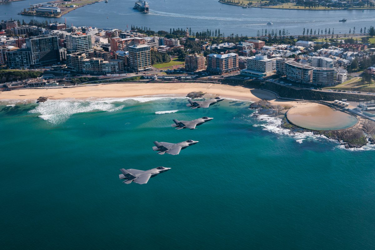 DefenceAust's tweet photo. Spot the NSW landmarks 👀 Two #AusAirForce F-35A Lightning II and two @USnavy F-35C Lightning II aircraft fly in formation over beautiful NSW landmarks. How many do you recognise? #YourADF https://t.co/SIx9kagUVI