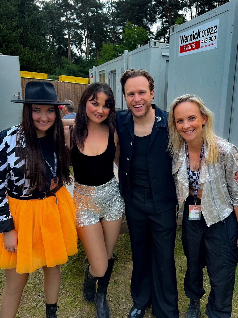 🫶🏽 Big love <a href="/ollymurs/">Olly Murs</a> &amp; team for having us tonight for <a href="/forestLIVEmusic/">forest LIVE</a> in beautiful Cannock Chase Forest 🌲We absolutely loved it!! x