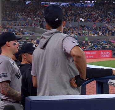 FiresideYankees tweet picture
