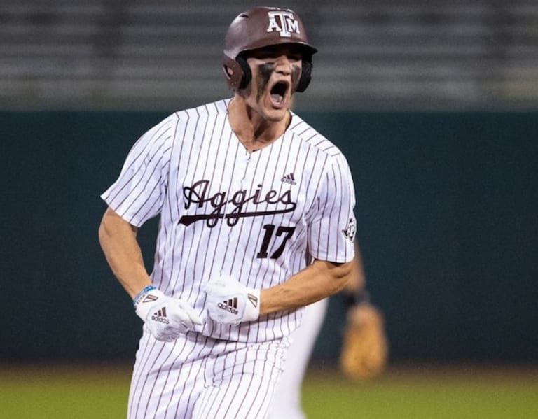 CoachSchlloss's tweet photo. I am excited to announce that Jace Laviolette will be joining @TexasBaseball Great kid. Looking forward to continuing coaching you. 🤘

Welcome to the 40 Acres @JaceLaViolette2 
#HookEm https://t.co/IcwB2Yywyj