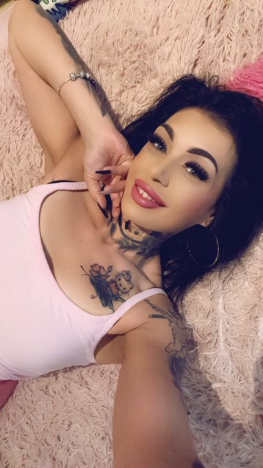 Dobranoc seksiaki❤️ https://t.co/PCvr00zj9U