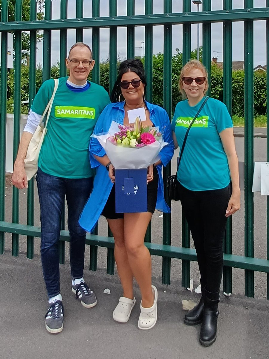 hullsamaritans's tweet photo. Thank you so much @EmilyPetch15260 for organising the amazing Family Fun Fest fundraiser @HullensiansRUFC today. We had a great time #HullSamaritans #Fundraising #FreeSupport #116123 https://t.co/casp3bpgk2