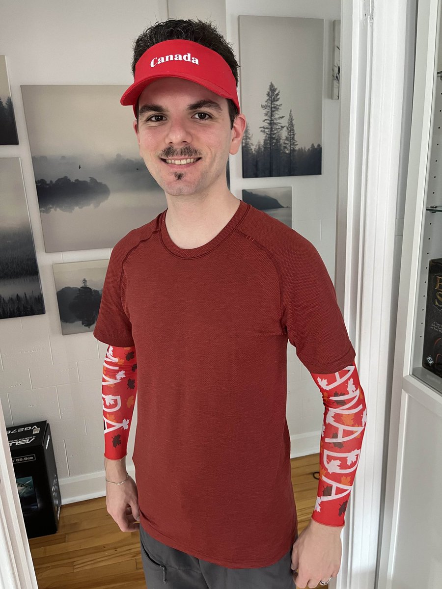 Atomicuss's tweet photo. I've been officially converted, got my PR card 🎉 Only the final move remains now 🇨🇦🇨🇦🇨🇦 soonTM 🇨🇦🇨🇦🇨🇦 https://t.co/b4RoLj42Pe