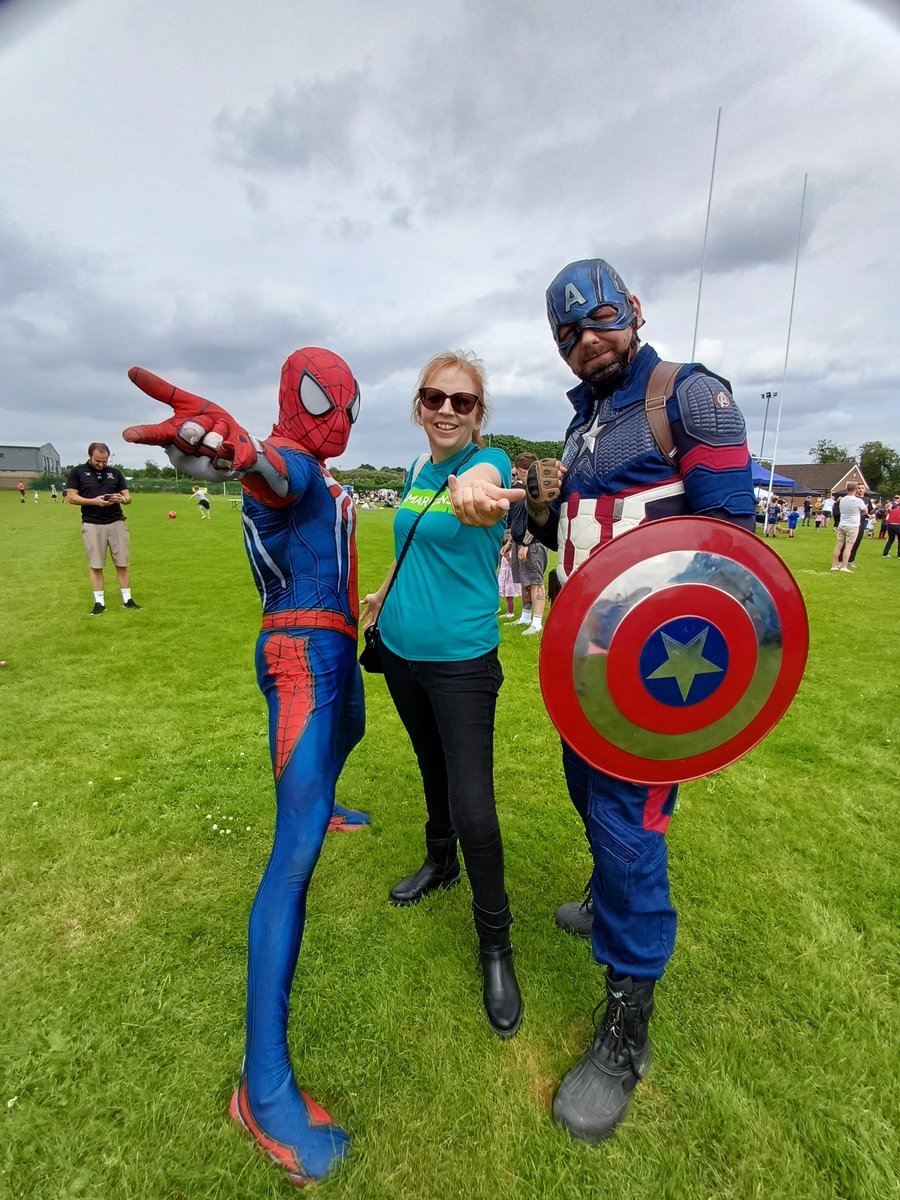 hullsamaritans's tweet photo. Thank you so much @EmilyPetch15260 for organising the amazing Family Fun Fest fundraiser @HullensiansRUFC today. We had a great time #HullSamaritans #Fundraising #FreeSupport #116123 https://t.co/casp3bpgk2