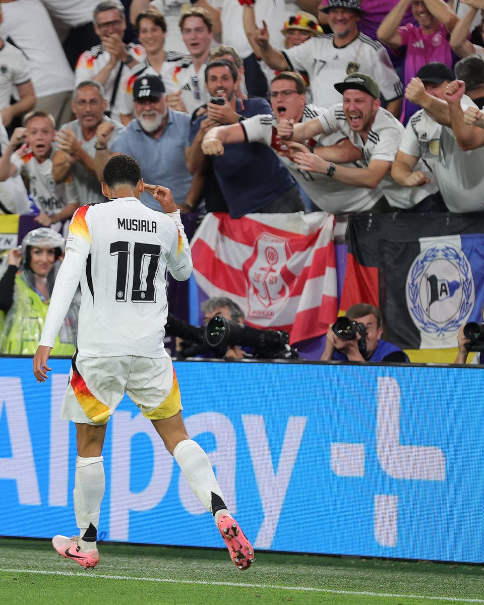 Jamal Musiala tweet media