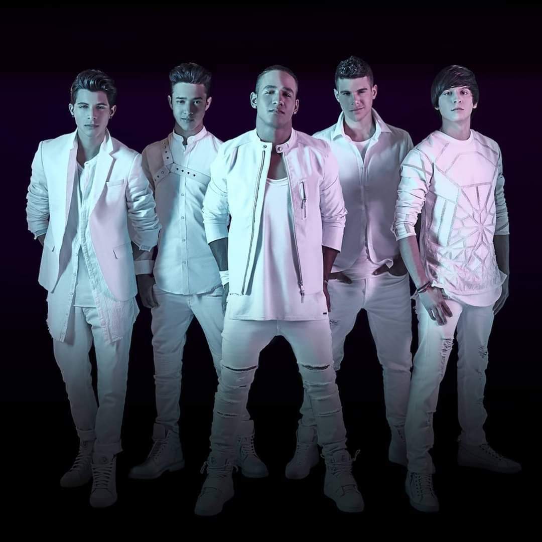 maelopz_'s tweet photo. No Riley y espérate a conocer a una banda latina que se termina separando por su equipo https://t.co/Um67AJturo