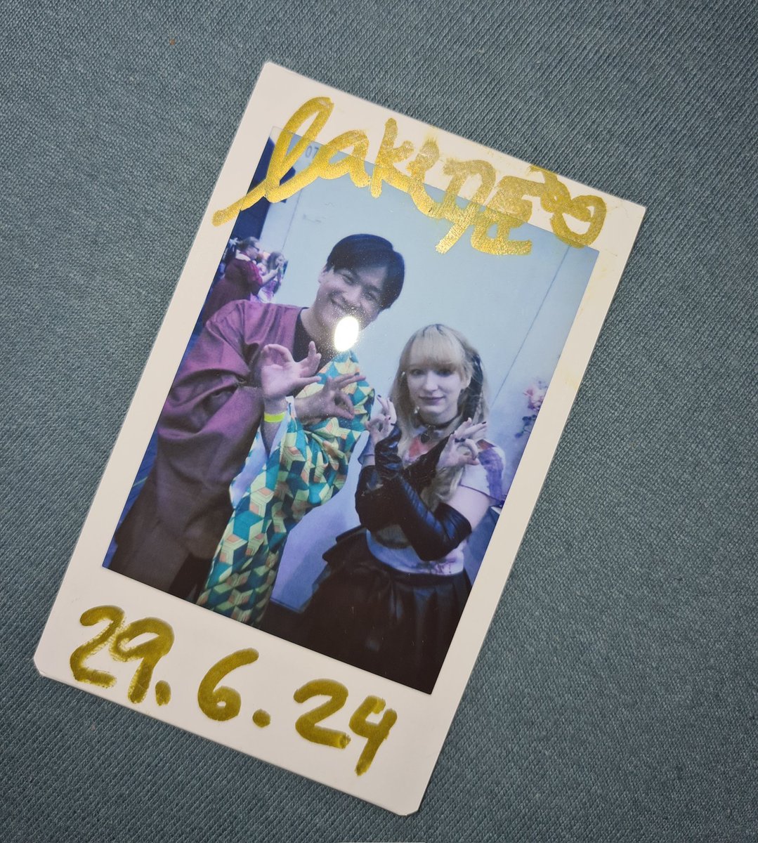 Lamkvn's tweet photo. So happy that I got to meet u,
I just saw the booth by coincidence because I didn't inform myself before but it was a very happy surprise and I got a new friend...
Thx for the free ticket for the dokomi, I will make sure to come to the booth on Sunday🥺 #keekikingdom https://t.co/Hhfc6CftnC