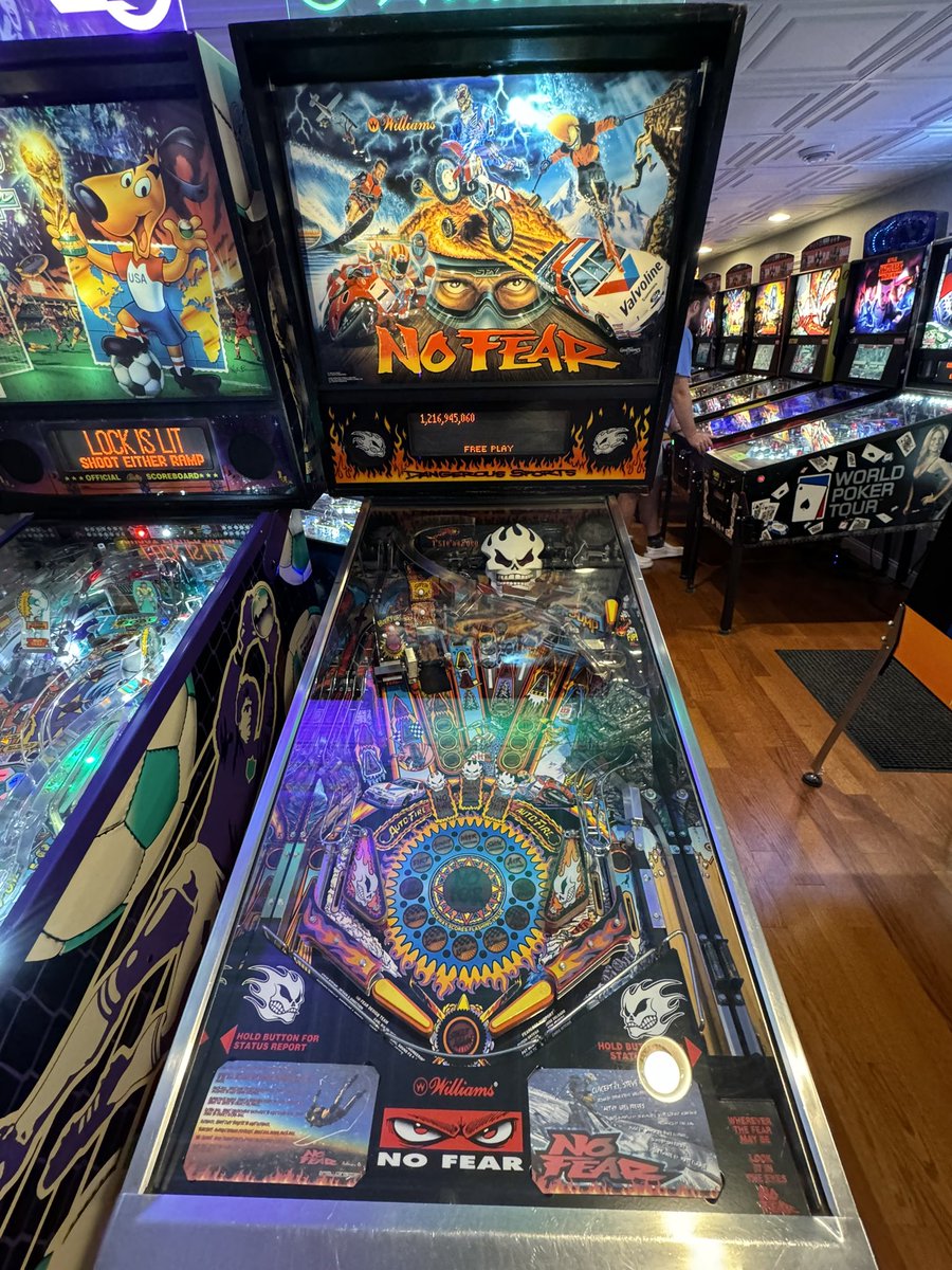 Aaron @ We Buy Pinball tweet media
