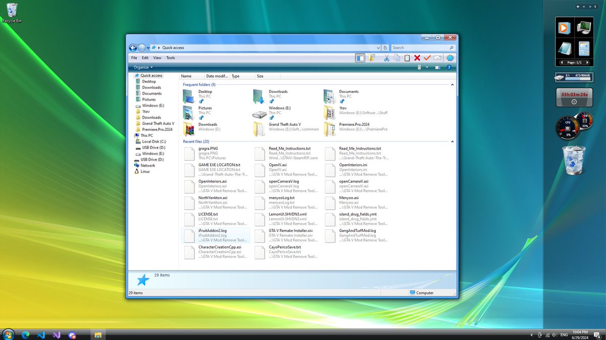 marks_shot's tweet photo. last post before i go to sleep, just wanted to share my Windows 10 desktop with the Windows #Vista Theme. https://t.co/kRvJhG4uDF