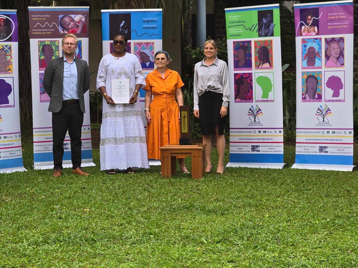 NdefonBeatrice's tweet photo. Excited to have received the German-Africa ☮️ Award by the German ambassador to 🇨🇲 with both outgoing and incoming regional rep of the Friedrich Ebert Stiftung foundation. 
#1womenConvention
#TalksNotBlood 
 @ChrisFomunyoh 
@FemnetProg 
@WLCongress 
@FESKamerun 
@GlobalFundWomen https://t.co/fpF7BXCY3Z