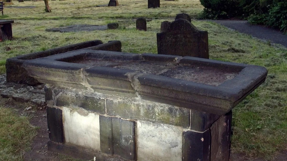 THE REAL WITCH OF BURSLEM - the story behind the 18th century 'witch' of Burslem, Staffordshire Molly Leigh over on the Facebook page; facebook.com/TheLocalMythst… #mollyleigh #witches #burslem