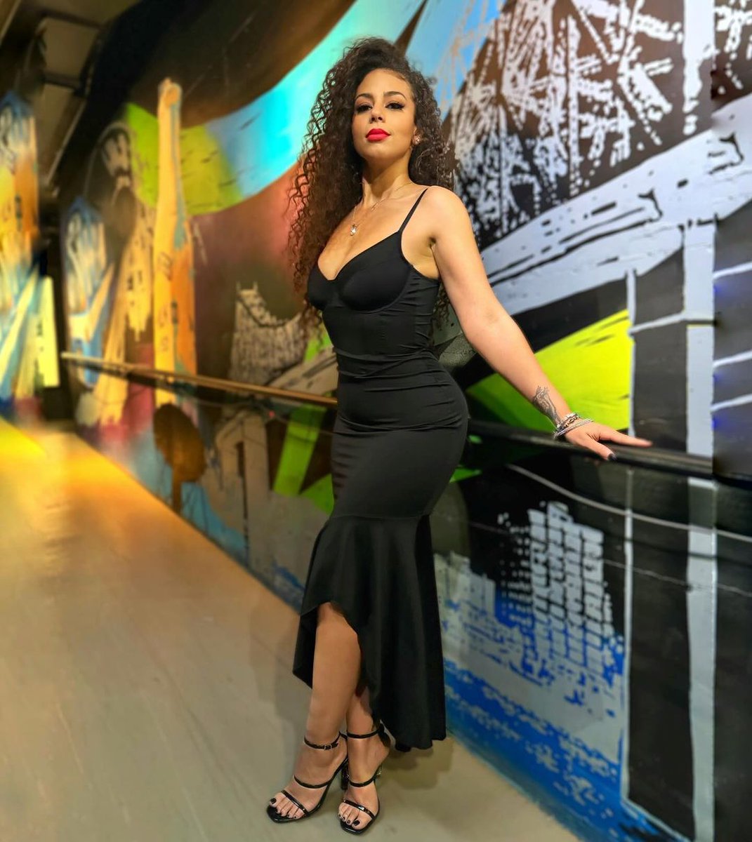 DivineAnnouncer's tweet image. ᅠᅠ
ᅠ

            𝐒𝐚𝐦𝐚𝐧𝐭𝐡𝐚 𝐈𝐫𝐯𝐢𝐧. 

            𝐥𝐞𝐰𝐝 portrayal. 
            extremely 𝐧𝐬𝐟𝐰.
            𝐜𝐢𝐬𝐠𝐞𝐧𝐝𝐞𝐫 muse.