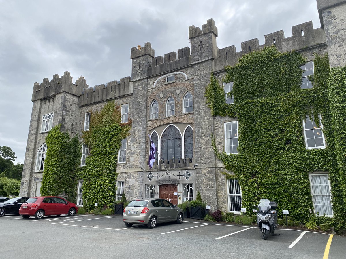 vincentguerend's tweet photo. Very pleased and honoured  to be invited by Rector Fr. Michael Sheil s.j. to @clongowes  College on Fr. Peter Kennedy Day and to pay tribute to all #Clongownians who have been awarded the Légion d’honneur. https://t.co/Pewi6jKpCh
