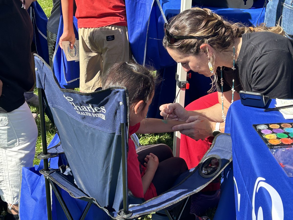 St. Charles tweet media