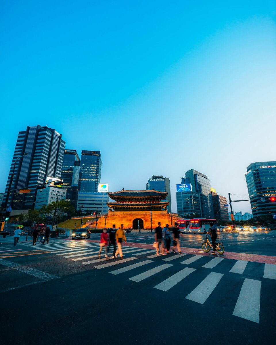 Seoul South Korea Explore tweet media