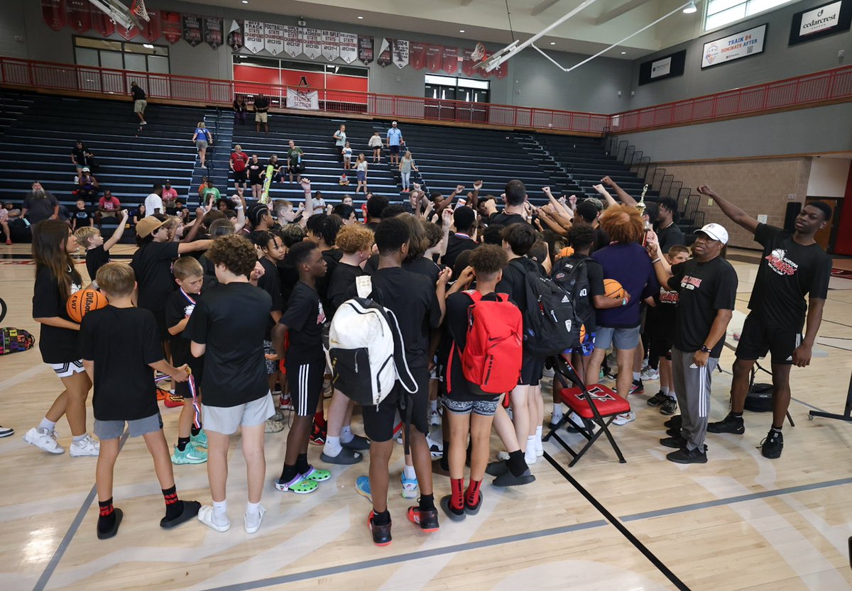 AllatoonaHoops's tweet photo. 2024 Youth Camp. One of the best weeks of the year. #makeitworthit https://t.co/fkq9ccs2Qu