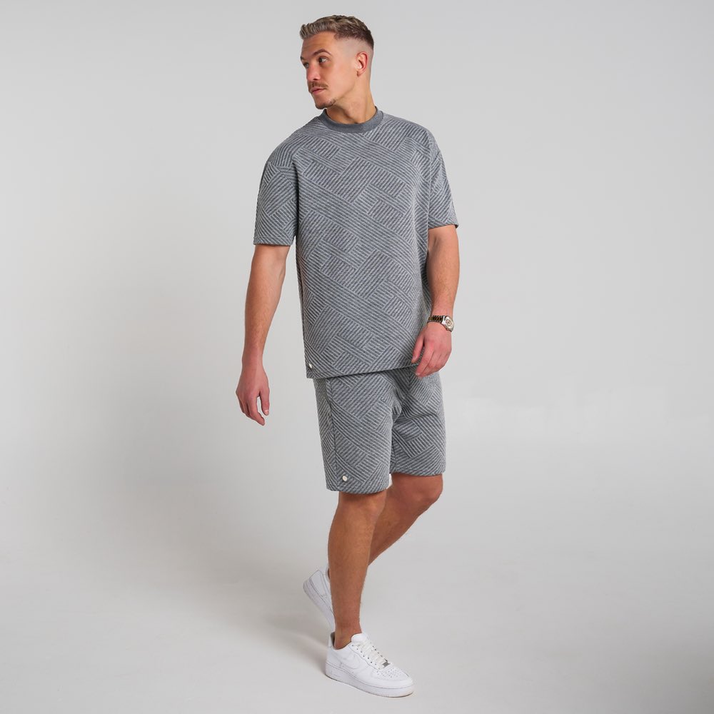 Load of BEE INSPIRED just gone live on my website - some styles seem to be limited on line for stock so get involved. Click the link below to shop! #beeinspired #menswear #clothing #fashion #evesham 

prideclothingonline.co.uk/index.php?rout…