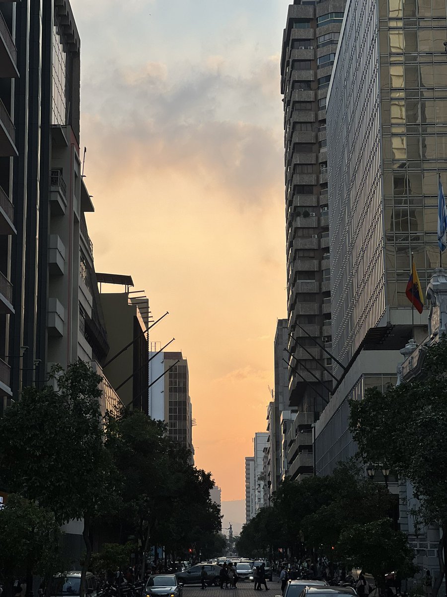 Omarepb's tweet photo. 📍Guayaquil https://t.co/AY0VSq5aNn
