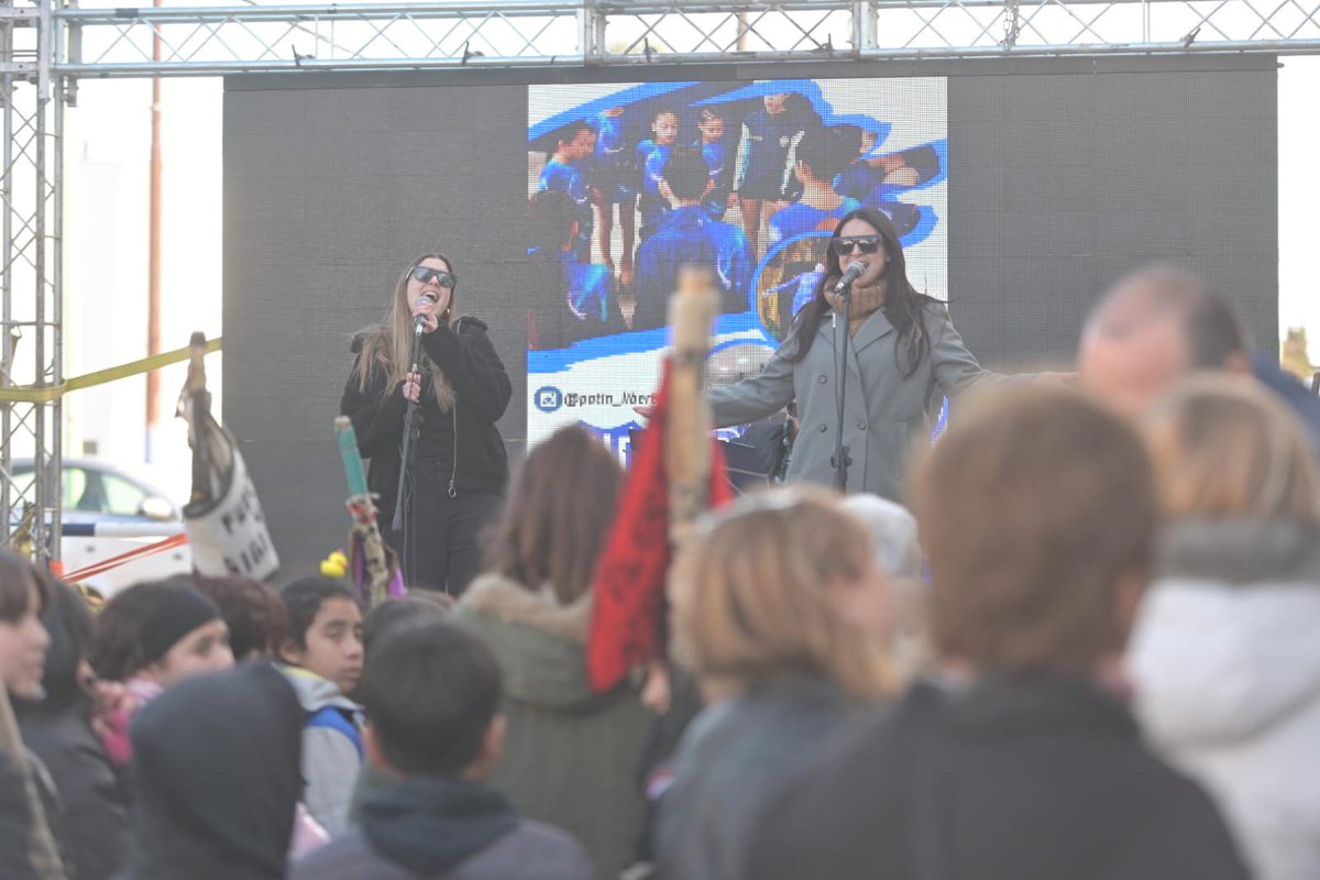 fsusbielles's tweet photo. ¡La Muni en Tu Barrio llegó a Villa Rosas!🙌🏼

Esta tarde, llevamos adelante una nueva edición del operativo que reúne a las diferentes áreas y programas municipales, con un variado despliegue de actividades culturales, deportivas y sanitarias. https://t.co/DS43Knt5dL