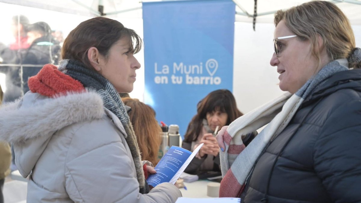 fsusbielles's tweet photo. ¡La Muni en Tu Barrio llegó a Villa Rosas!🙌🏼

Esta tarde, llevamos adelante una nueva edición del operativo que reúne a las diferentes áreas y programas municipales, con un variado despliegue de actividades culturales, deportivas y sanitarias. https://t.co/DS43Knt5dL