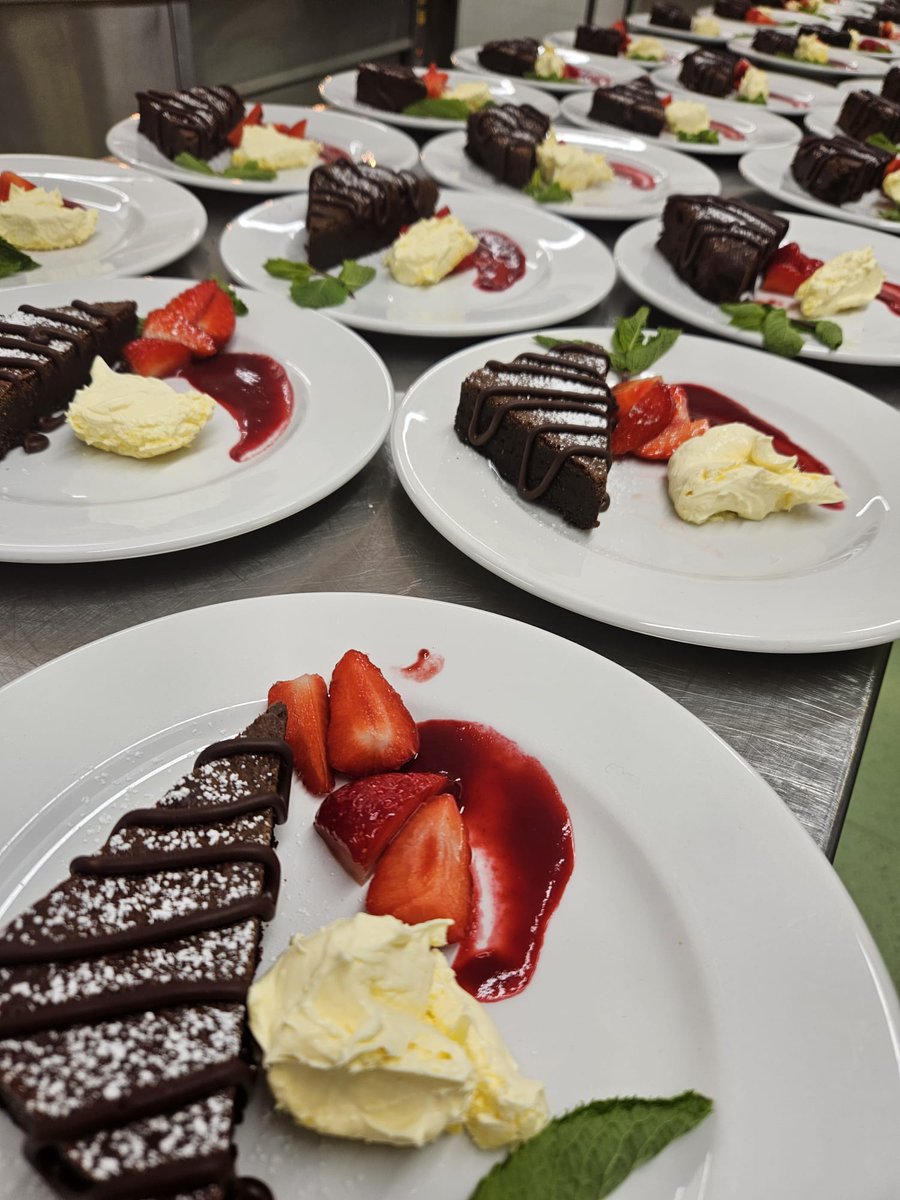 This evening our award winning team were very proud to cater for a very special Sporting Dinner. This was an amazing event to raise funds for the upcoming South African rugby tour 🇿🇦 🏈 Well done to all involved 👏
<a href="/SandbachSport/">PE & Sport@Sandbach</a>
@bach95