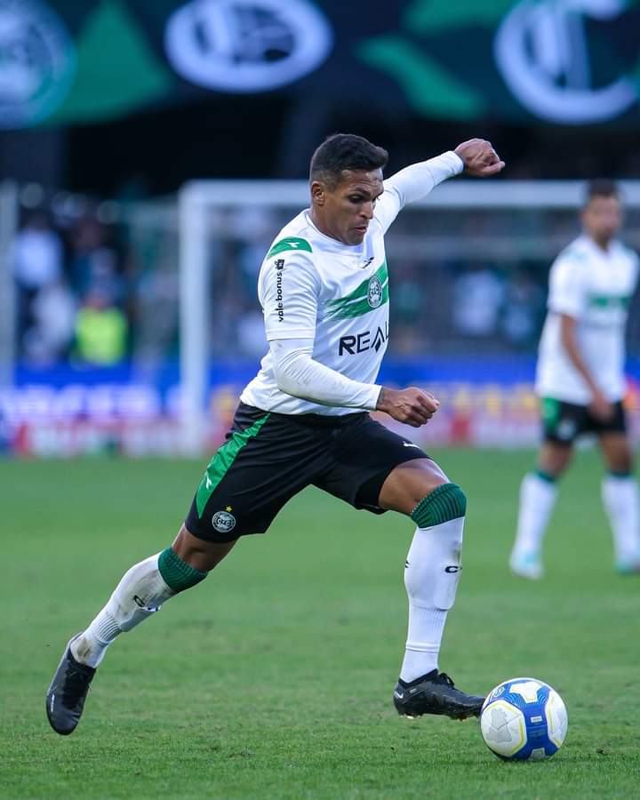 ROBSHOW30's tweet image. Teve Gol do Robshow / Coxa não venceu