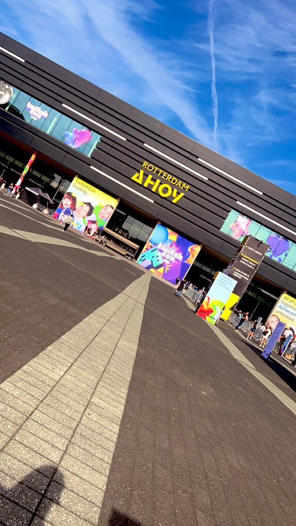 evalytics0's tweet image. First Twitchcon!
Couldn't have asked for a better time with all the awesome people I met,
Can’t wait for the next