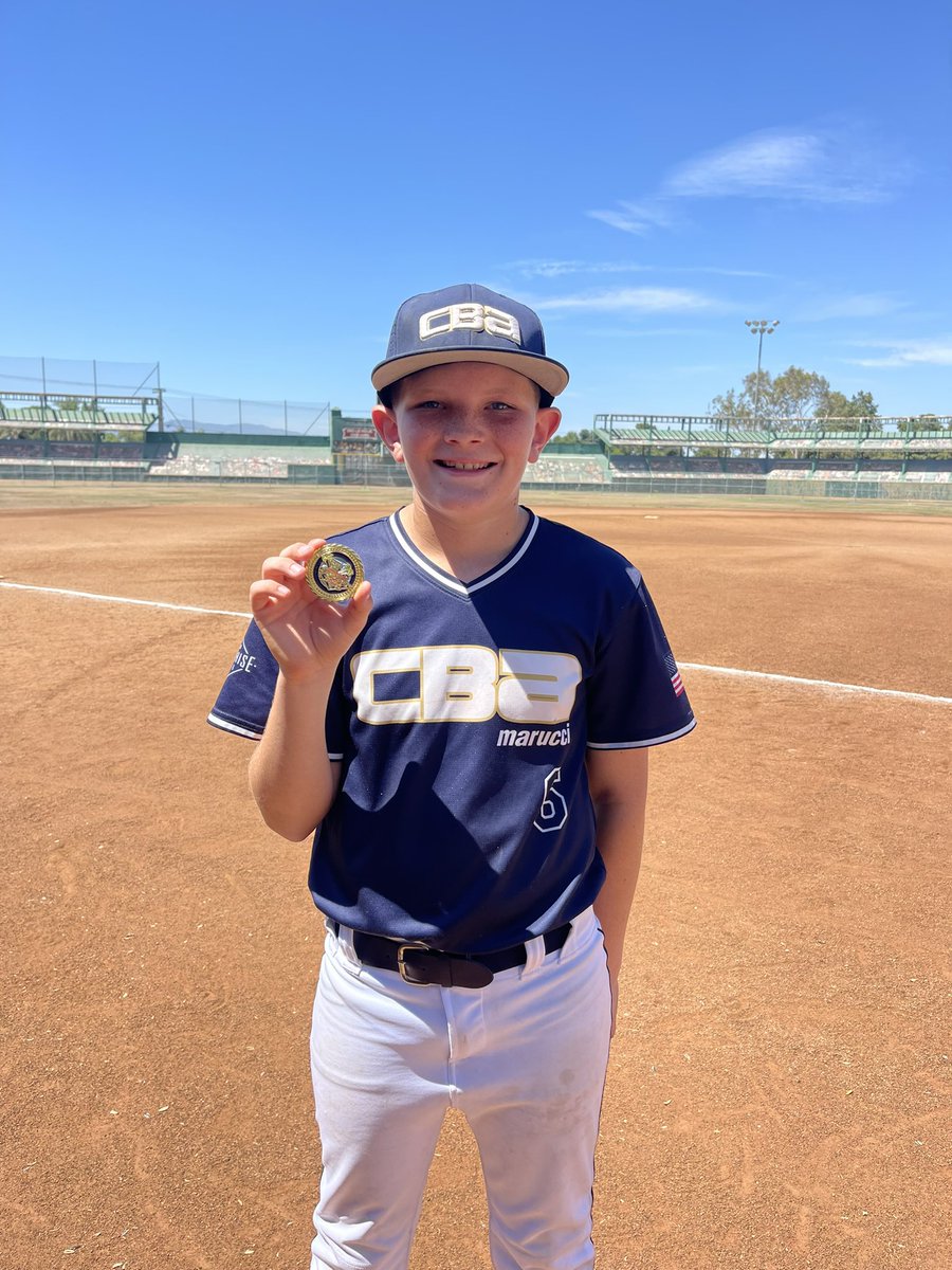 NYTILLID13's tweet image. CBA Bulldogs American 10u King 👑 Cruz @USSSABSBL IWS Player of The Game. #FarmSystem #weareCBA #TheStandard #IWS #WorldSeries #Worlds #USSSA #BuildItAndTheyWillCome #Youth #Baseball #Develop #Compete #FYP #ExplorerPage #BarrelBoyz  #Outfield #NoFlyZone #LittleBigLeague #Lasers