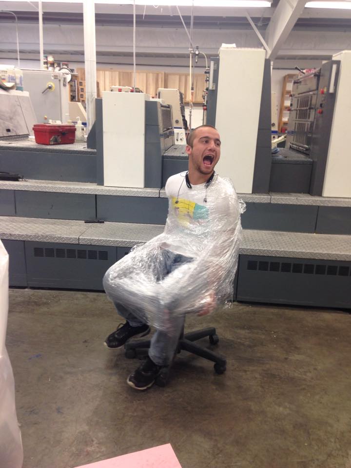 CapturedCamo's tweet photo. He's so happy for his last day at the factory #wrapped #shrinkwrapped #shrinkwrap #saranwrapped #saranwrap https://t.co/Ji6JxuKmoJ