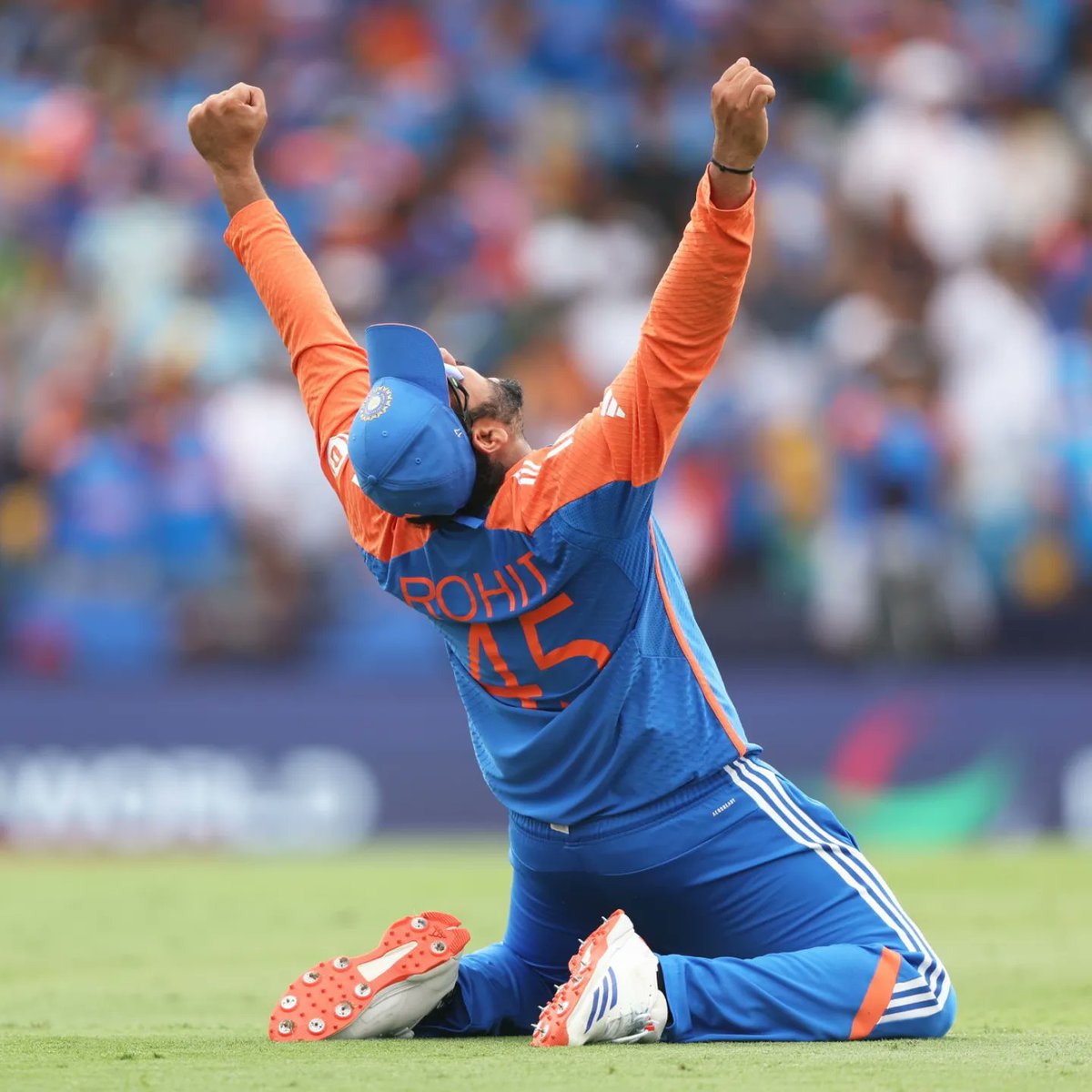 niknish27's tweet photo. Thankyou and congratulations for a wonderful t20 career captain HITMAN
@ImRo45 
#T20WorldCupFinal 
#RohitSharma 
#T20WorldCup2024Final 
#ICCMensT20WorldCup2024 https://t.co/2nvMPwI9hS