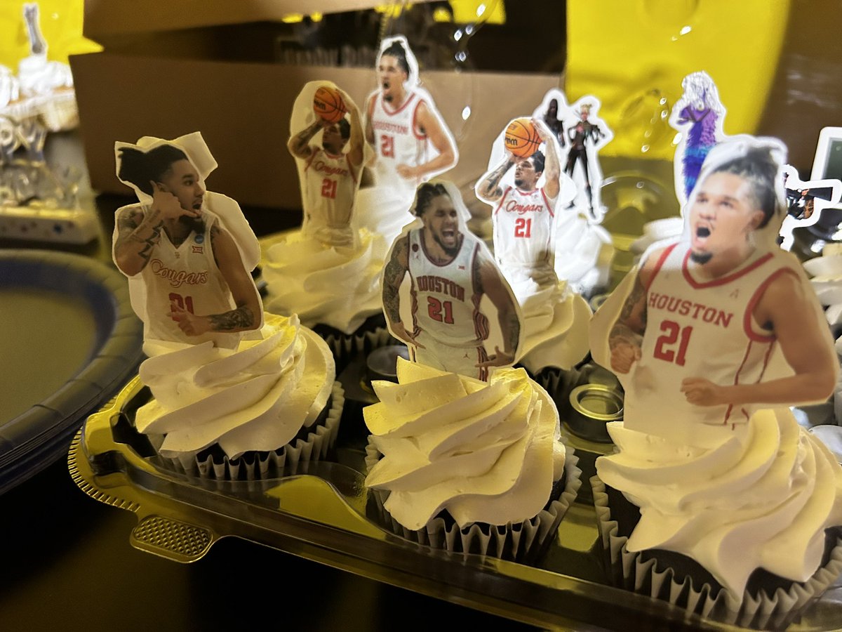 Kelvin Yamaguchi (@ky_guchi916) on Twitter photo When your nephew turns 4, the only acceptable theme he wants for his birthday would be <a href="/emanuelsharp_/">Emanuel Sharp</a> 🐾 #ForTheCity When your nephew turns 4, the only acceptable theme he wants for his birthday would be <a href="/emanuelsharp_/">Emanuel Sharp</a> 🐾 #ForTheCity
