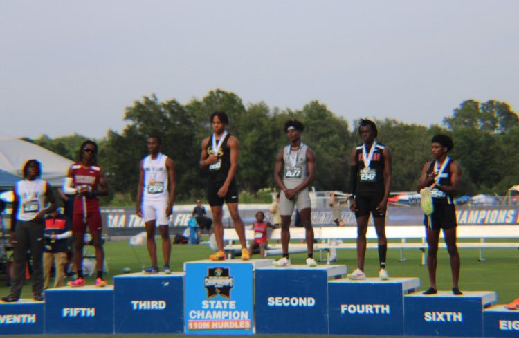 Lake Minneola High School TF/XC tweet media