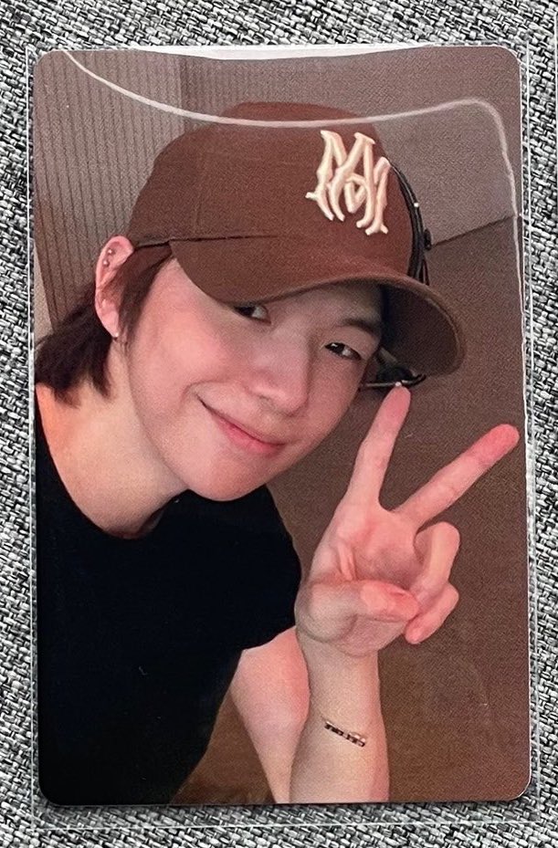 จ๋อง♡ tweet media