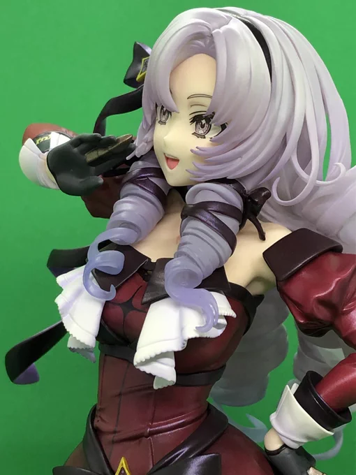 サロメちゃまのおフィギュア、撮影してますわよ〜!!!かわいい!後ろ髪のドリルすごい!!!!美しい!!!!!!