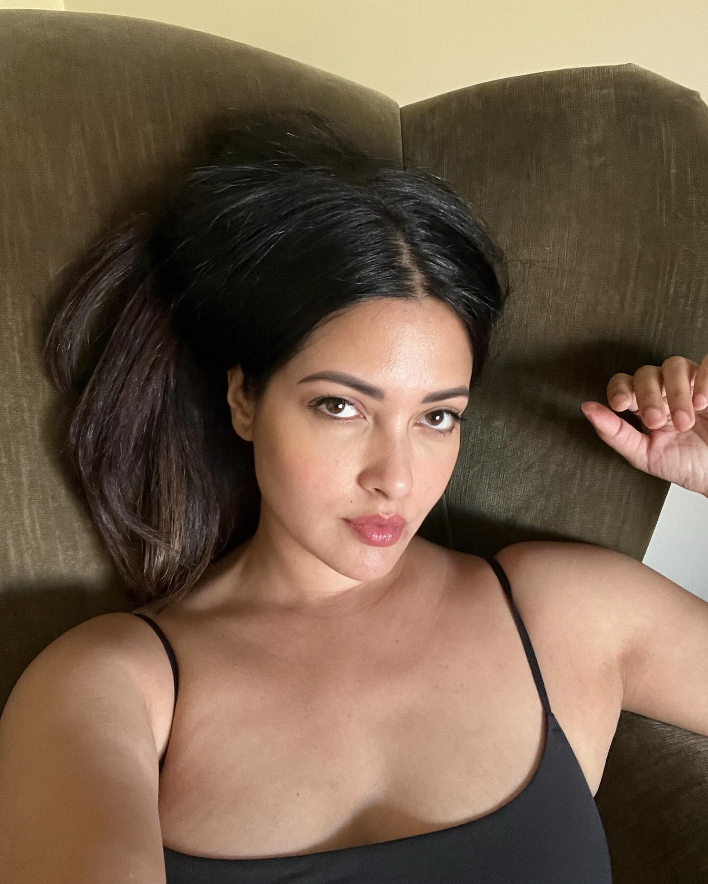 GRS-oqna0AAHyG7?format=jpg&name=large