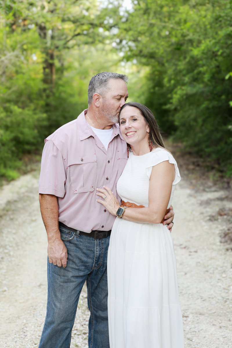 TaylorHuntPhoto's tweet photo. Minter Family Session ❤️
06/02/2024
#houstonphotographer #canon #canonphotography #family #familysession #farm #nature #huntsvilletexas https://t.co/cN9ltgyppN