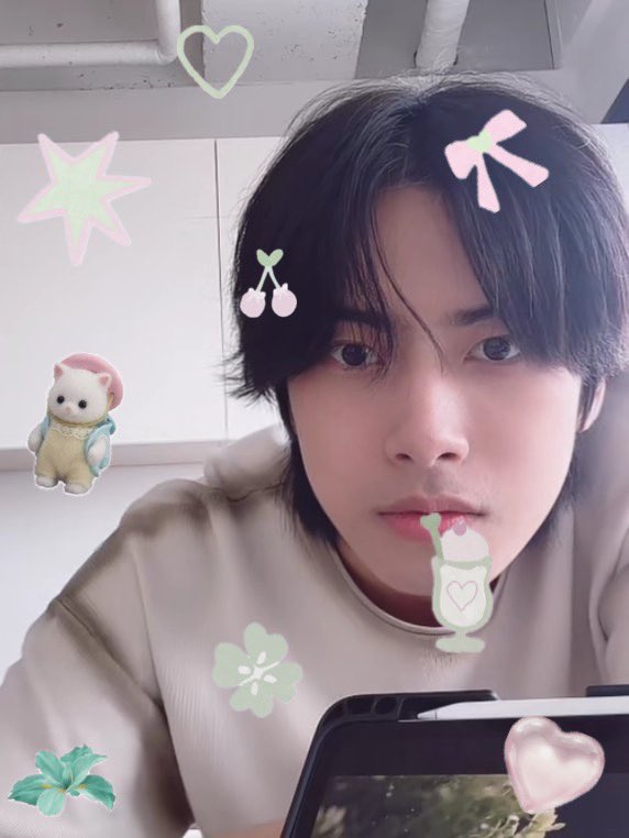 ‧₊˚ ☁️⋅💗𓂃 ࣪ 🍀. #카일러