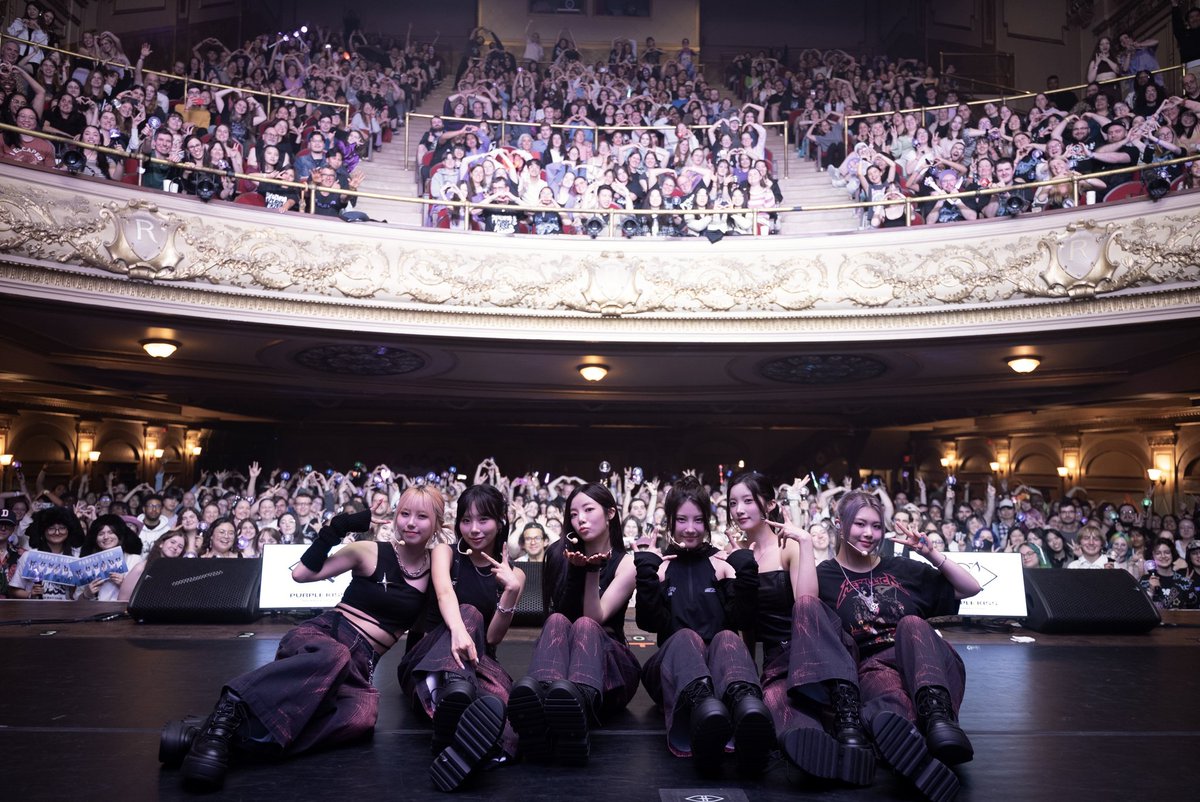 [#퍼플키스]

😈 PURPLE KISS 2024 BXX TOUR
-  Montreal, QC 😈

몬트리올 플로리 여러분
공연 신나게 즐기셨나요? 😁

오늘도 큰 함성과 아름다운 빛으로
퍼플키스를 맞아주셔서 감사합니다 ✨

플로리 여러분의 에너지를 받아
오늘 공연도 성공적으로 종료 💫

💜 무수한 이 shining lights