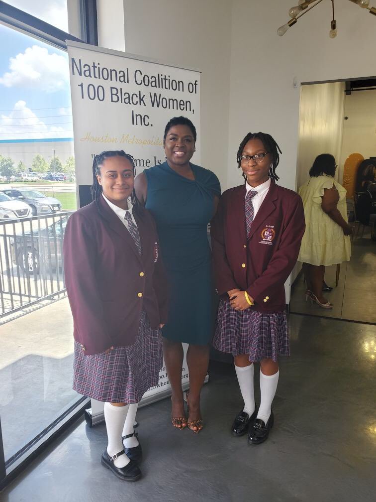 DrJTJackson's tweet photo. @YWLA_AISD was excited and honored to serve as the hostess at the NCBW100 Awards Reception and to hear a compelling acceptance speech from @DrCrystalWatson on behalf of @drgoffney. @ywprep @AldineISD @terridosborne https://t.co/96AQeuNOqO