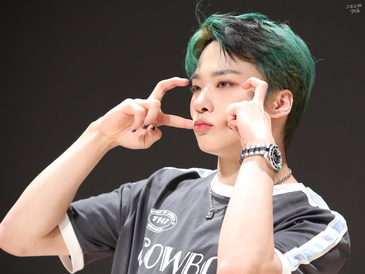 [240621, 그날의 캐슬제이]

#MCND #엠씨엔디 #캐슬제이 #CASTLE_J #CASTLEJ #손성준 #성준 #X10

<a href="/McndOfficial_/">MCND_official</a>