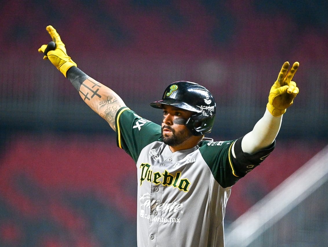 Grand Slam Perico (1-3) (@grandslamperico) on Twitter photo ¡HOME RUN DE DANNY ORTIZ Y DREW STANKIEWICZ🔥💣🔥💣!
Cuadrangular de dos carreras del #DestructorDeCa7e7, su segundo de este eterno día, se llevó por delante a Carter🫡🦜
Luego <a href="/DrewStankie/">Drew Stankiewicz</a> también la puso a volar, Layva también anota🔥⚾️
2⬆️🦜4-0⚔️ ¡HOME RUN DE DANNY ORTIZ Y DREW STANKIEWICZ🔥💣🔥💣!
Cuadrangular de dos carreras del #DestructorDeCa7e7, su segundo de este eterno día, se llevó por delante a Carter🫡🦜
Luego <a href="/DrewStankie/">Drew Stankiewicz</a> también la puso a volar, Layva también anota🔥⚾️
2⬆️🦜4-0⚔️