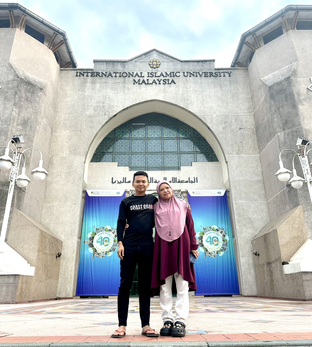 matjuandy's tweet image. Selamat ulang tahun kelahiran MAMA ,, terima kasih untuk segala-galanya🙂🙂